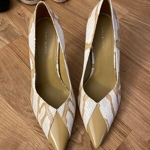 Brand New Tory Burch Triangle Heels